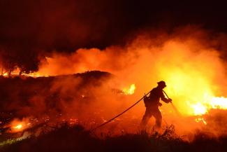  california wildfire night